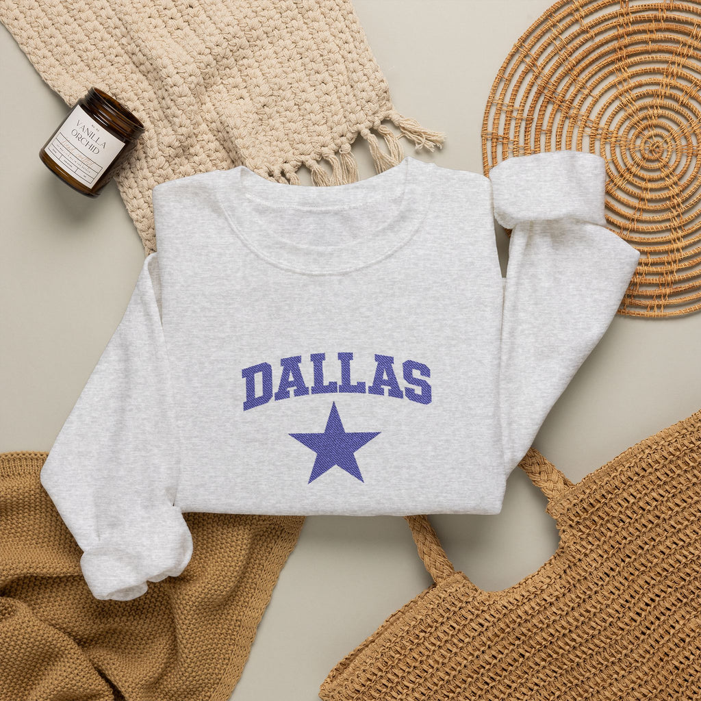 Dallas Star Crewneck Sweatshirt — Vintage Collegiate Pullover