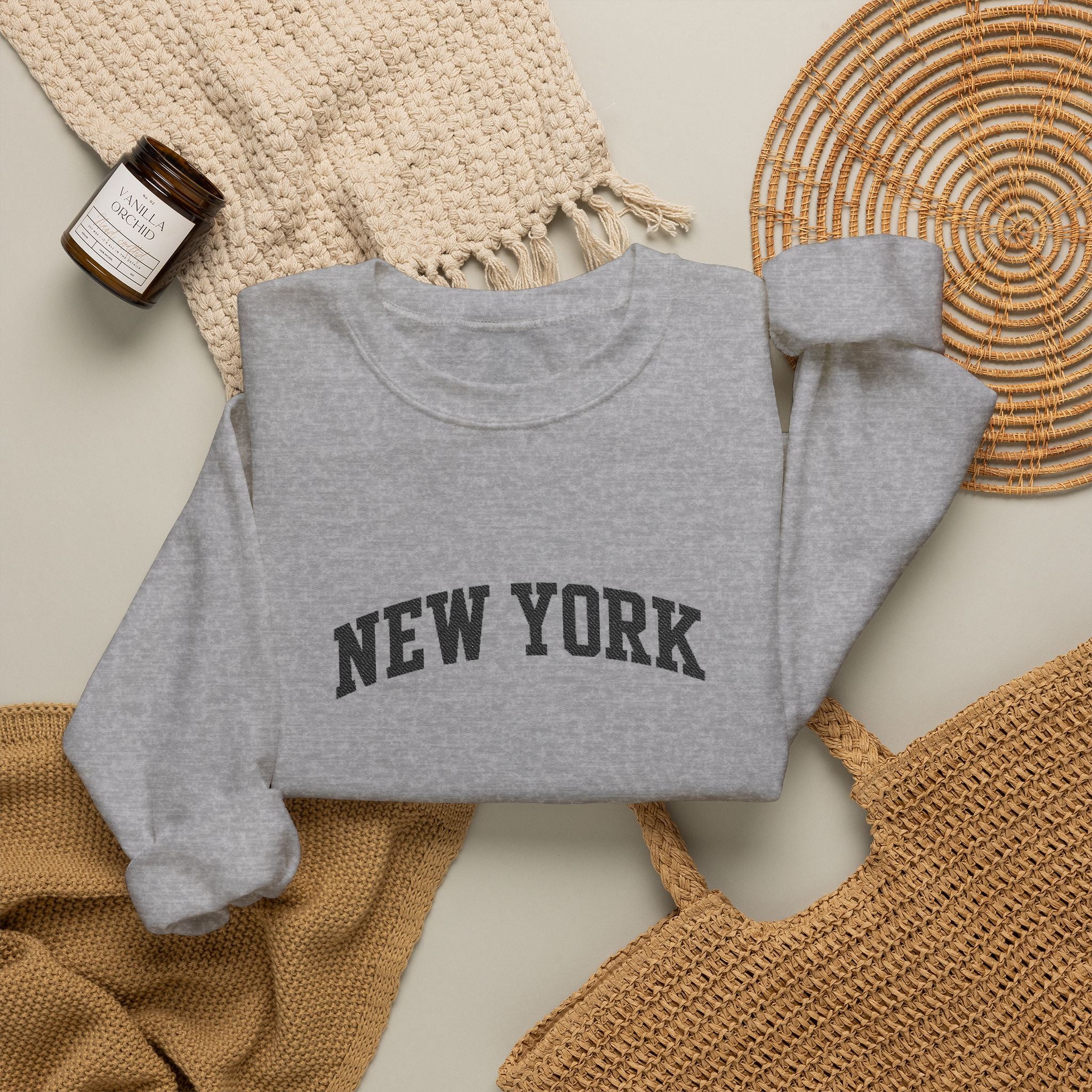 New York Arch Logo Crewneck Sweatshirt — Cozy White City Pullover