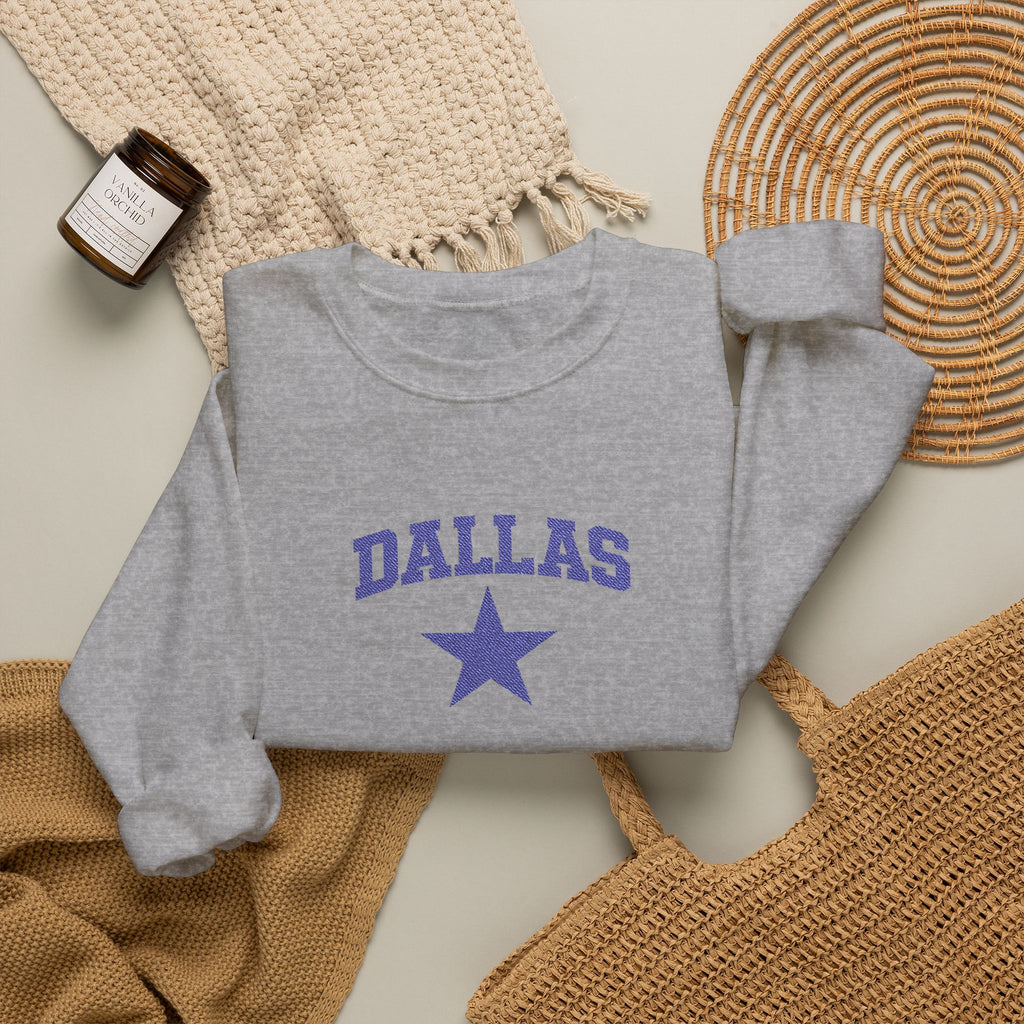Dallas Star Crewneck Sweatshirt — Vintage Collegiate Pullover